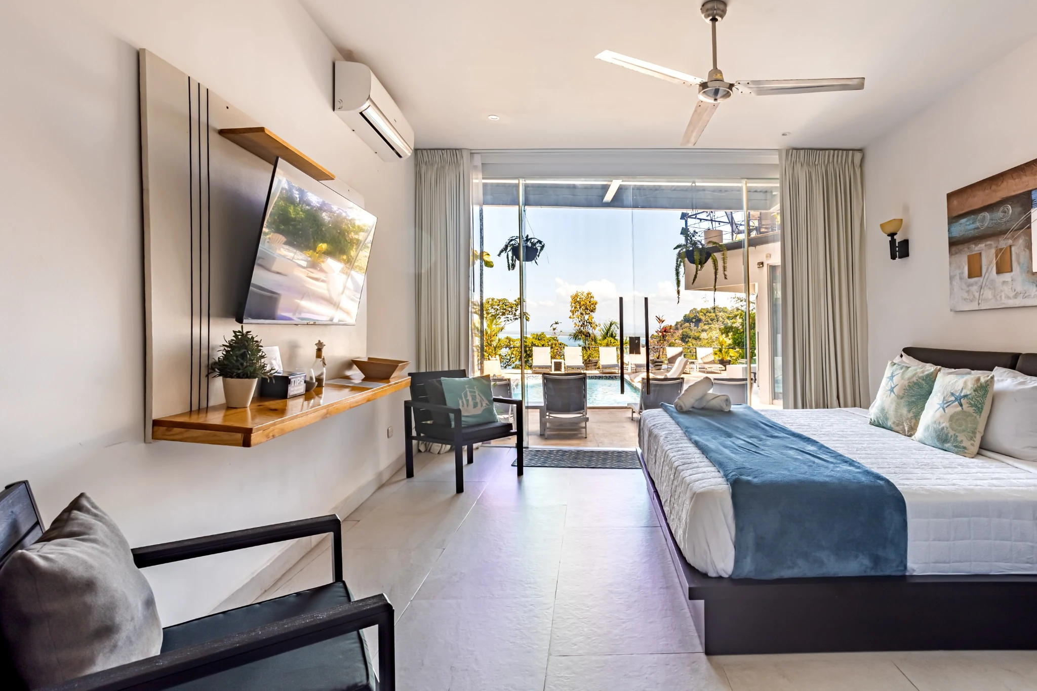 Suite 1 | Ocean Jungle Pool Views